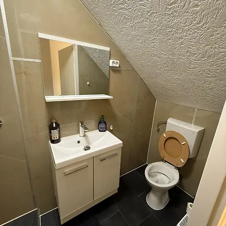 2 Kueche Bad Tv Garten Wlan