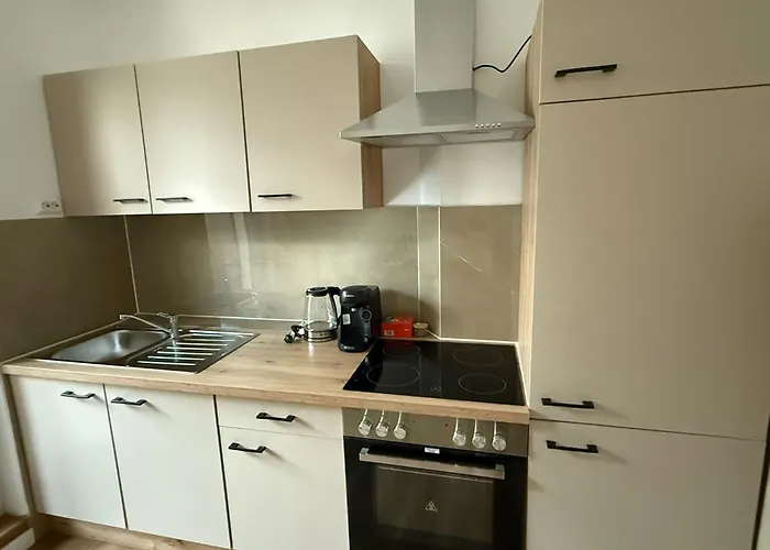 2 Kueche Bad Tv Garten Wlan