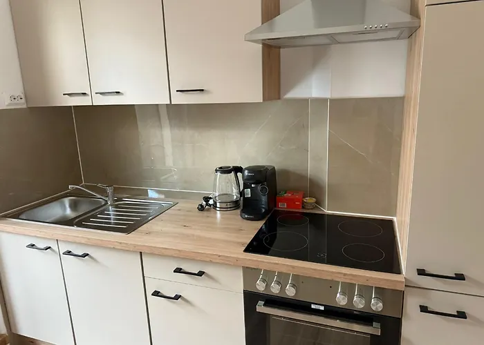 2 Kueche Bad Tv Garten Wlan